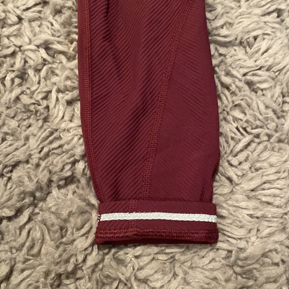 Lululemon leggings - Picture 3 of 4